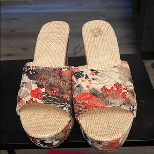 Floral Woven Slide Sandals